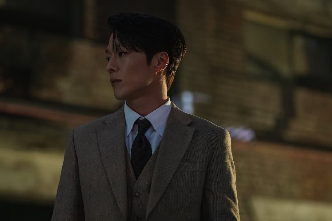 Jang Ki Yong chính thức ra mắt màn ảnh nhỏ năm 2014 với một vai cameo trong It’s okay, that’s love. Sau đó, anh xuất hiện trong nhiều dự án như The bad guys, Beautiful mind, My mister, Come and hug me hay Kill it. Dù có cơ hội hợp tác với các ê-kíp lớn và diễn viên tên tuổi, phần lớn tác phẩm của anh không tạo được tiếng vang về rating hoặc bị đánh giá là thiếu đột phá trong diễn xuất.