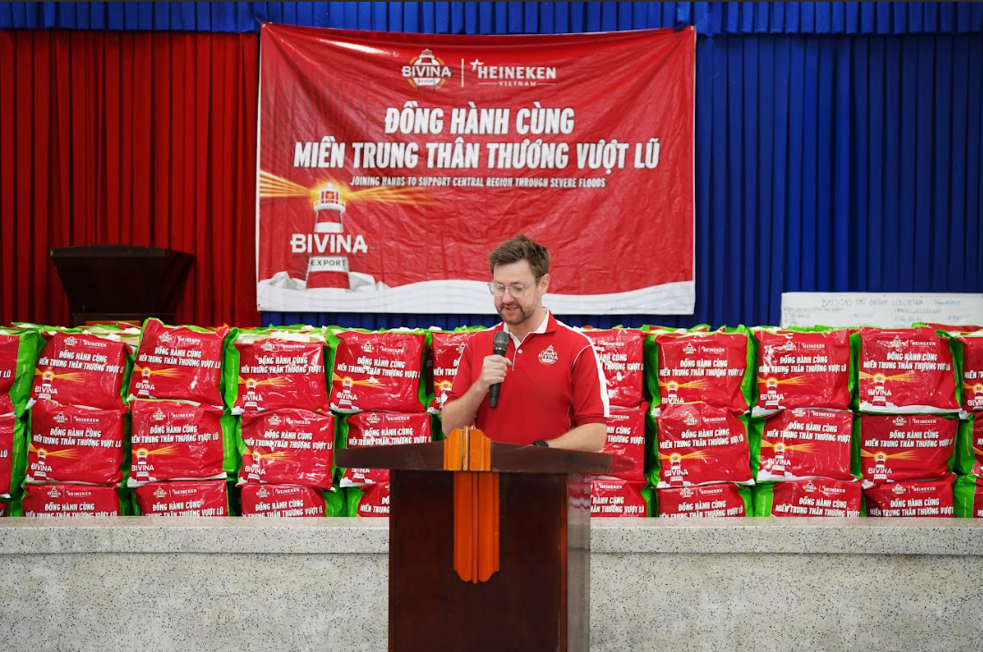 Ông James Crampton – Giám đốc Ngoại vụ Cấp Cao HEINEKEN Việt Nam