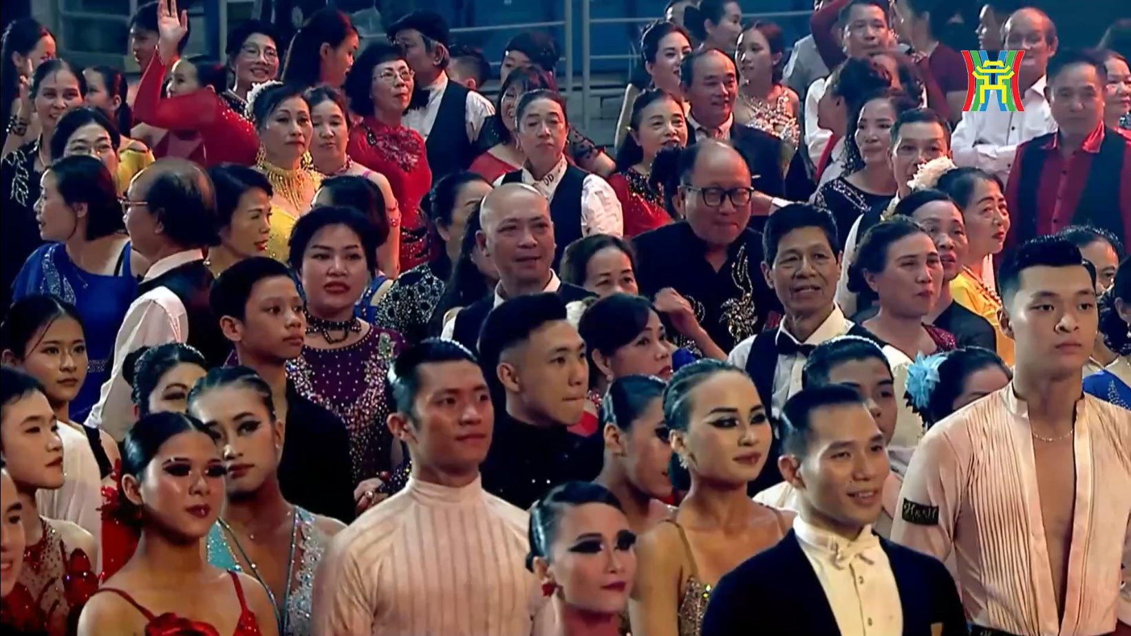 500 vũ công dancesport xác lập kỷ lục mới - 9