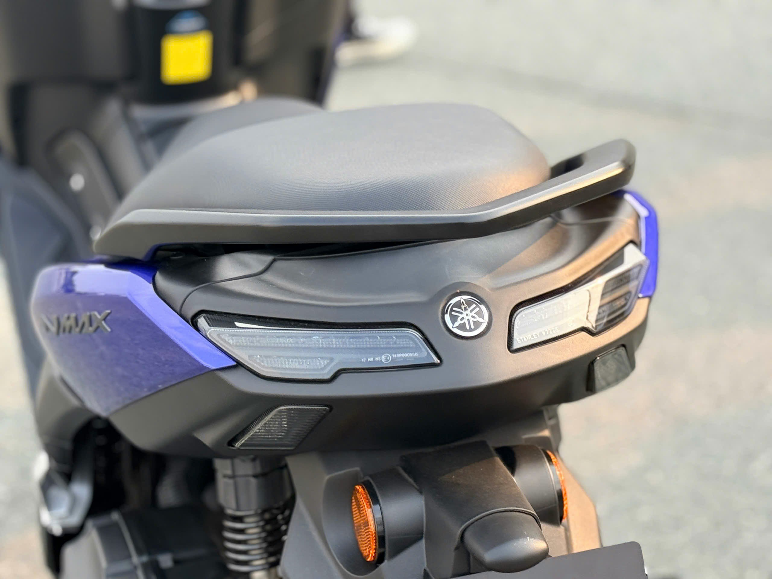 Yamaha NMax mới có giá 69 triệu đồng - 2