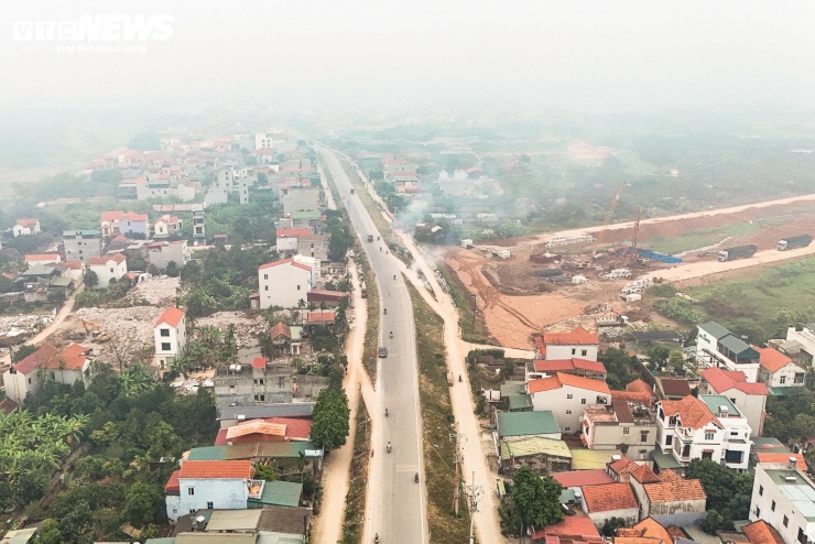 Cận cảnh công trường thi công cầu vượt sông Hồng gần 10.000 tỷ đồng - 7