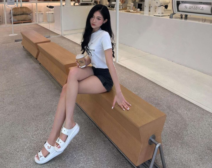 Bạn gái tin đồn của thủ môn Trần Trung Kiên sở hữu nhan sắc vạn người mê - 3