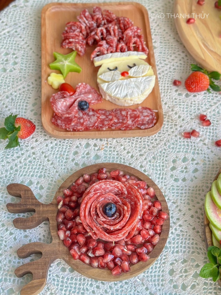 Mâm tiệc Giáng sinh từ trái cây, thịt nguội của mẹ đảm Hà Nội - 5