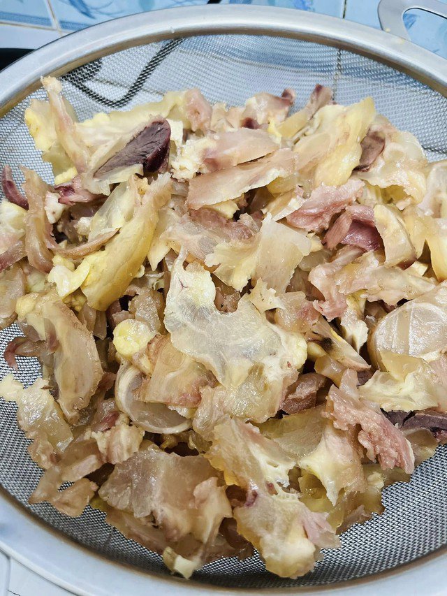 Các món hầm, ninh, kho và kết hợp nhiều loại rau củ với gân bò sẽ tốt cho sức khỏe hơn. Ảnh Phương Hoa