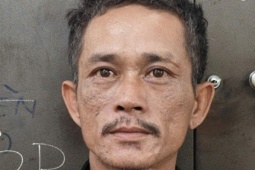 Người phụ nữ giả chết để thoát khỏi kẻ cướp hung hãn