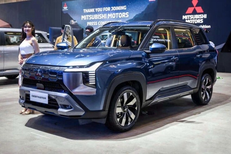 Mitsubishi Destinator.