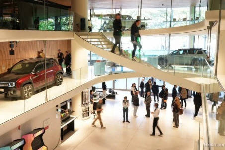 Xe giá rẻ lên ngôi, doanh số bán xe điện gây bất ngờ