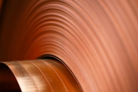 Giá đồng tăng vọt khi nguồn cung thắt chặt