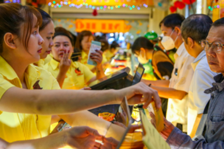 Ngóng ngày được cấp phép nhập khẩu vàng