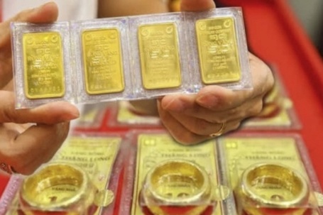 Vàng đắt nhất lịch sử 159 triệu đồng/lượng, chuyên gia cảnh báo không nên 'ôm'