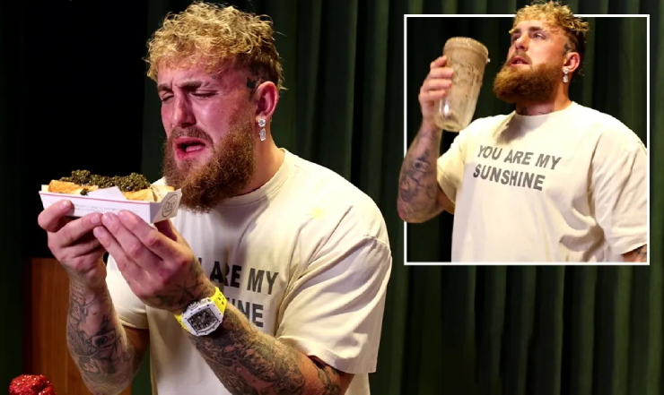 Jake Paul phải uống chiếc xúc xích đắt đỏ, có giá trị 160 triệu đồng