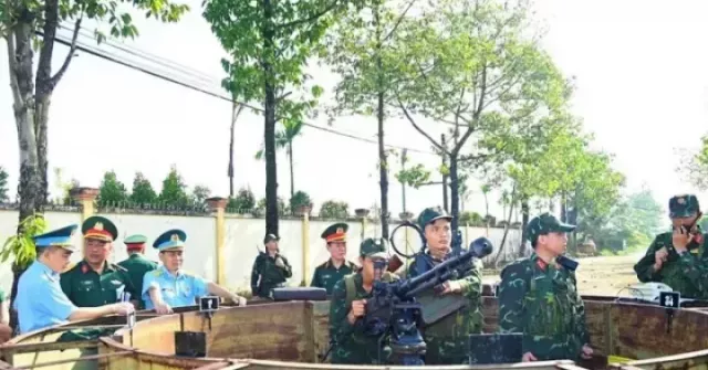 Phó Thủ tướng Thường trực Nguyễn Hòa Bình và Đạ...