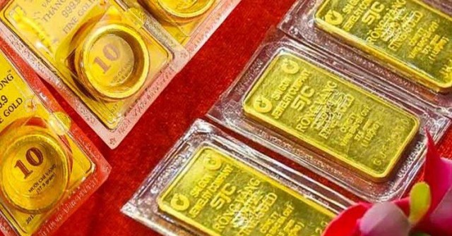 Kinh tế 24h: Giá vàng tăng vọt lên đỉnh cao mới