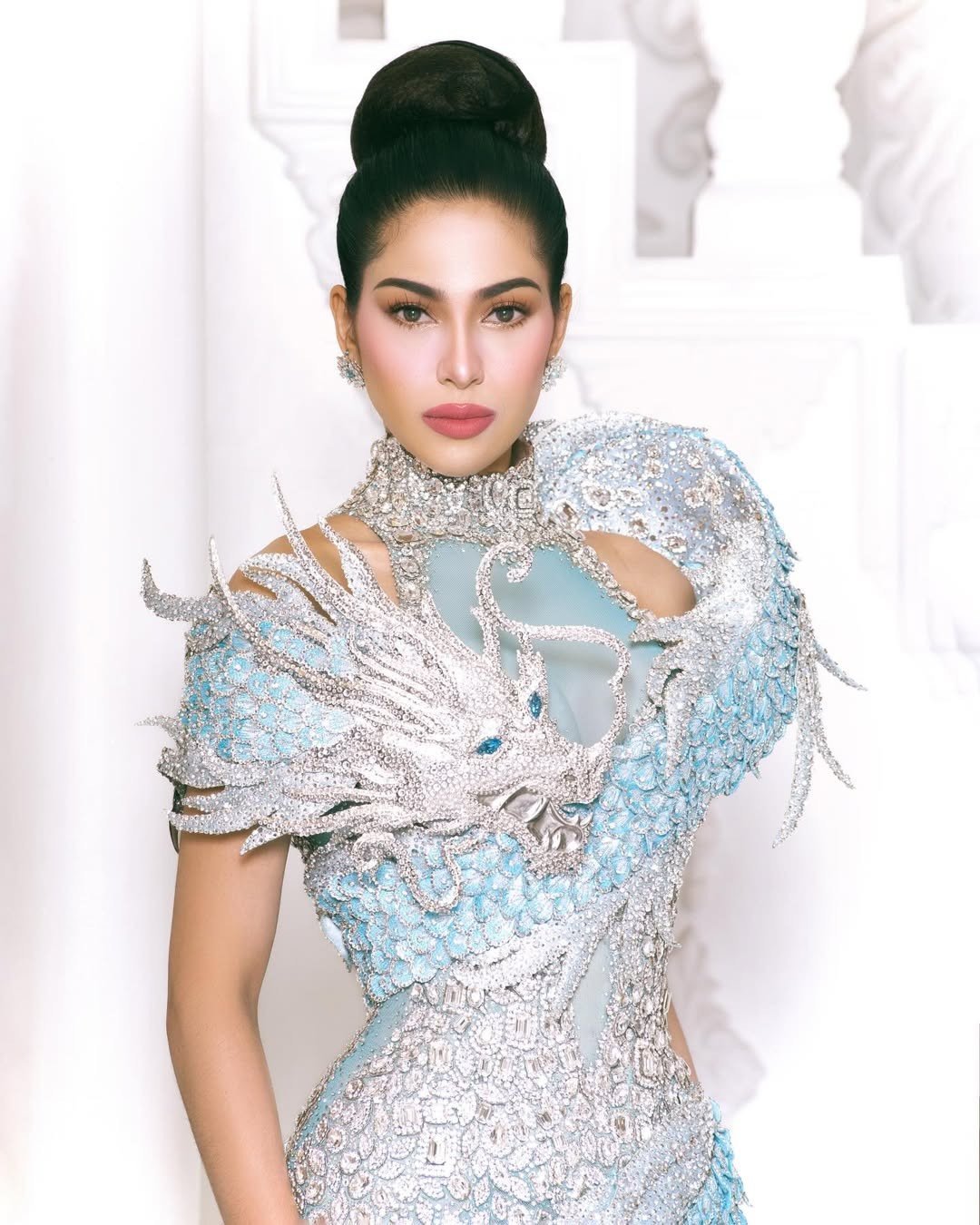 Người đẹp cũng nói về mối quan hệ của mình và tân hoa hậu trong quá trình tham gia cuộc thi Miss Cosmo 2025 ở Việt Nam. Cô cho biết hành trình Miss Cosmo 2025 là cuộc chơi công bằng. "Hoặc chiến thắng danh hiệu, hoặc có trải nghiệm, tình chị em và những ký ức không thể quên. Và thật may mắn, chúng tôi có được cả hai” cô nói.