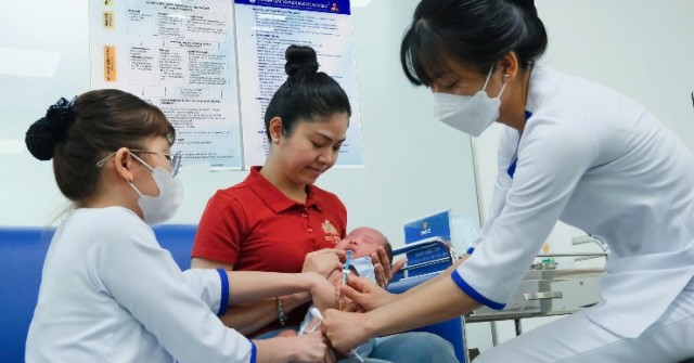 Kháng thể đơn dòng phòng RSV được tiêm rộng rãi đầu tiên tại Hệ thống Tiêm chủng VNVC trên toàn quốc