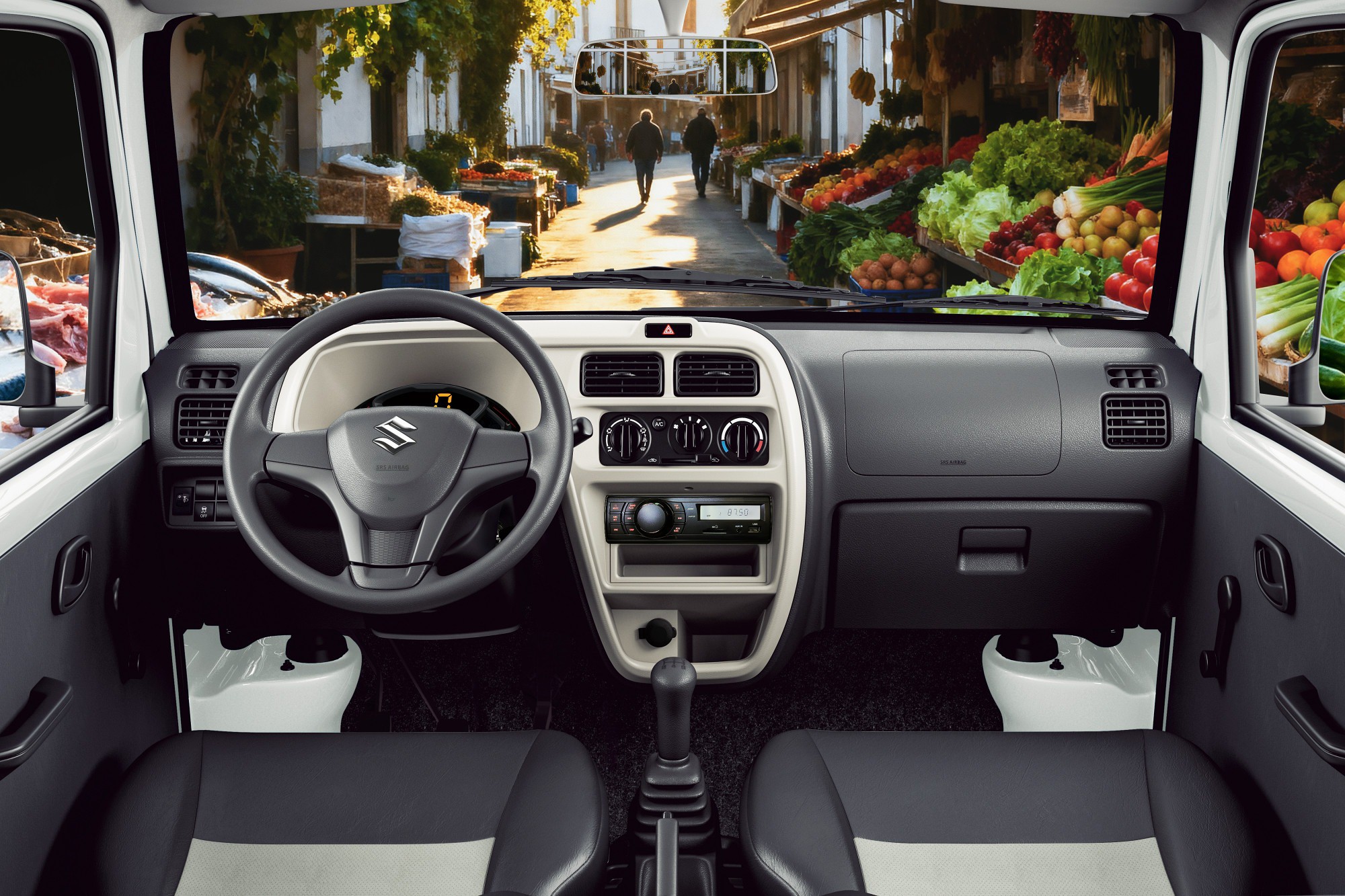 Suzuki&nbsp;Eeco so với Blind Van có sẵn điều hòa hai chiều.