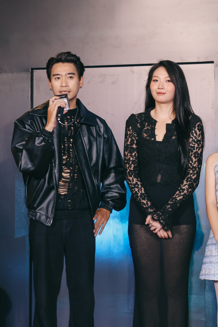 Dàn diễn viên chính trên thảm đỏ buổi ra mắt dự án kinh dị, tâm linh.