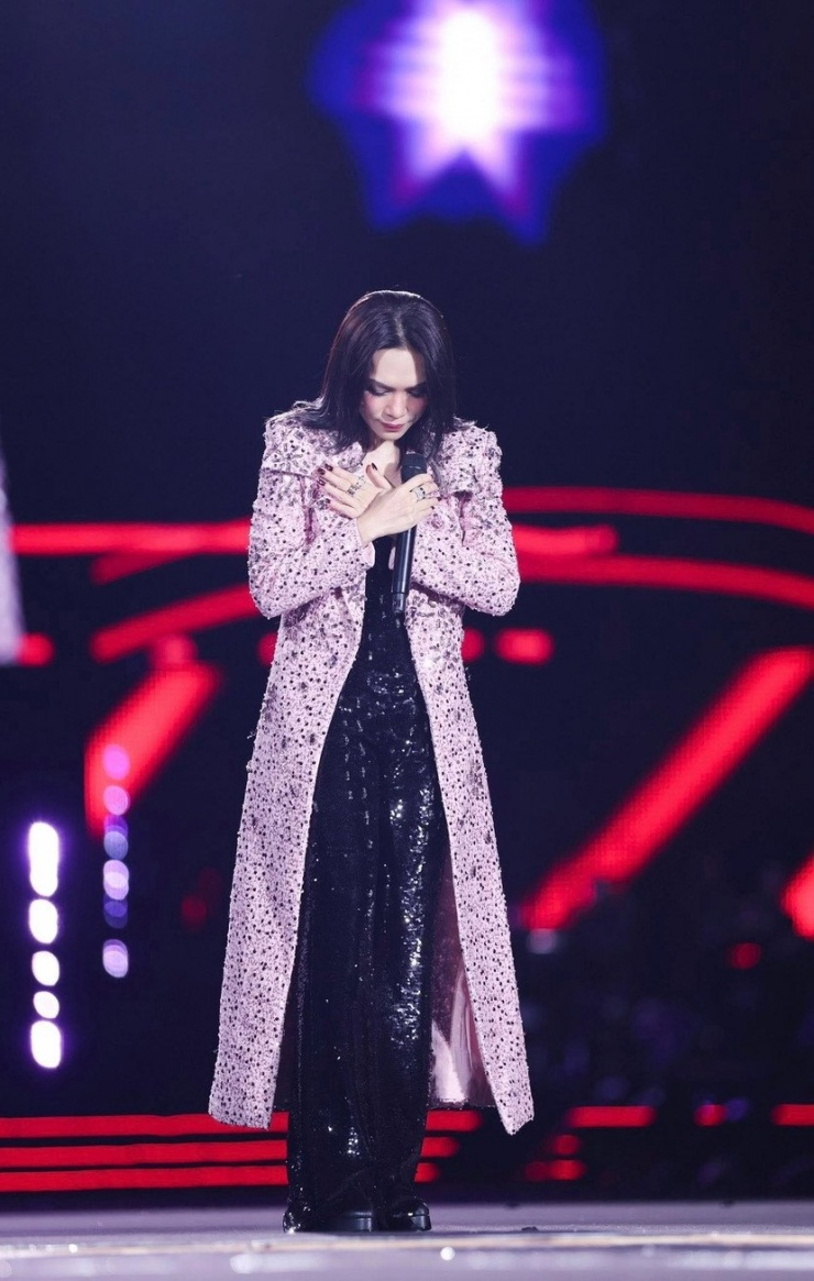 “Chuyện để dành” của Mỹ Tâm lên Top 1 YouTube Trending - 3