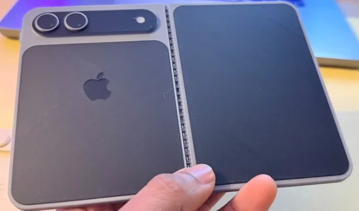 iPhone gập xuất hiện gây bất ngờ, khác biệt mọi đối thủ Android - 1