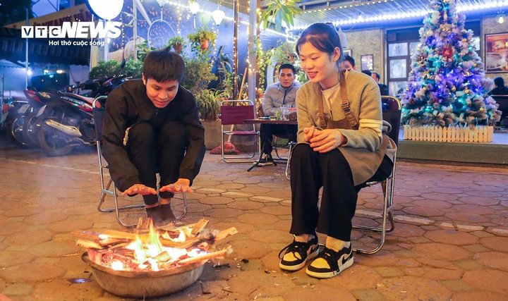 Không khí lạnh sắp tràn về, Hà Nội chuyển rét những ngày cuối năm 2025. (Ảnh minh hoạ: Khổng Chí)