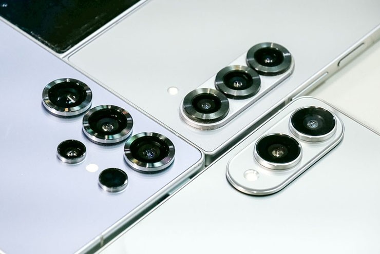 Samsung vẫn duy trì ba thành viên Galaxy S26, S26+ và S26 Ultra&nbsp;vào năm sau.