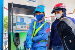 Giá xăng dầu chiều mai có thể tiếp tục giảm?