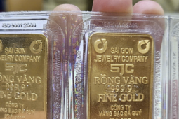 Chuyên gia khuyến cáo: "Tuyệt đối không vay tiền để mua vàng”