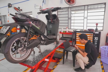 Xe máy điện Dat Bike dưới bài kiểm tra “gần 10 năm sử dụng”: Kết quả ra sao?