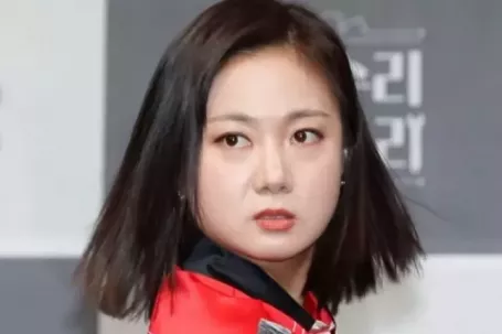 Nhiều nhà đài lao đao