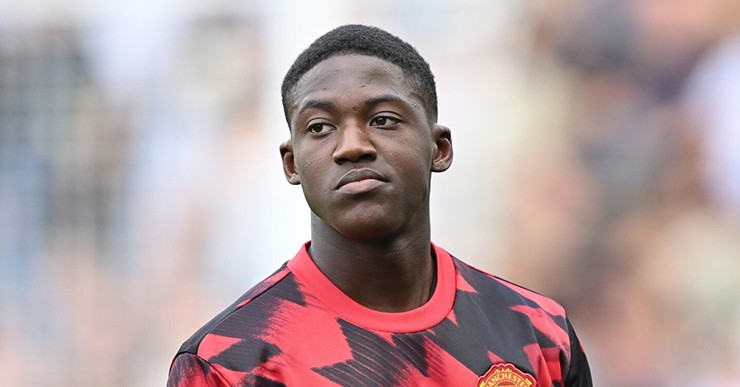 Cánh cửa rời đi của Kobbie Mainoo bỗng chốc bị đóng lại bởi chấn thương của Bruno Fernandes