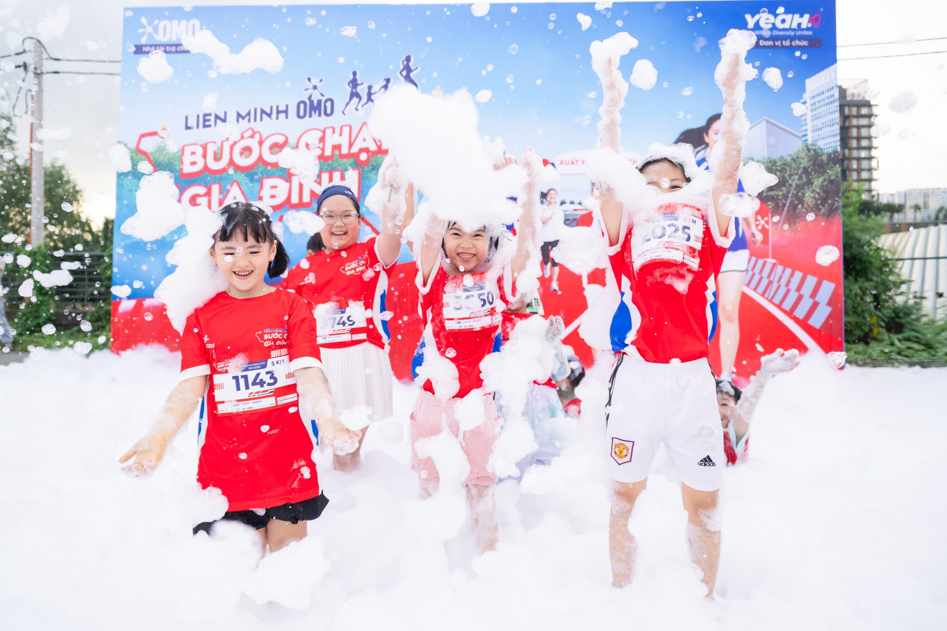 OMO cổ vũ tinh thần “ngại gì bẩn” của gia đình trẻ thông qua chuỗi hoạt động thể thao - 5