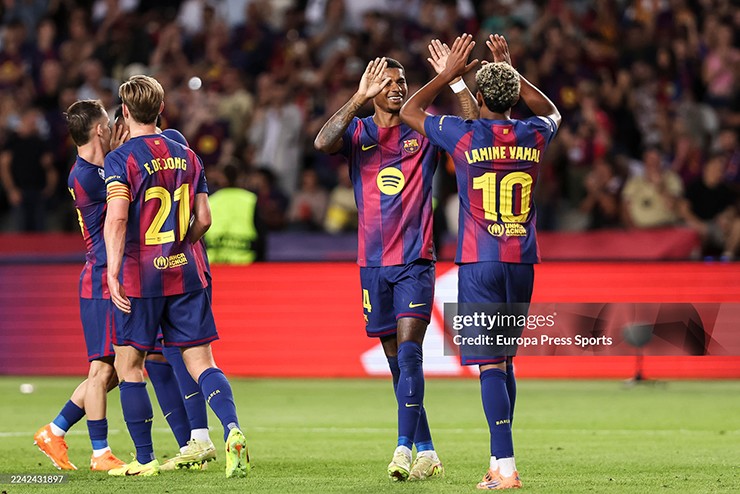 Ngôi sao người Anh công khai bày tỏ mong muốn gắn bó lâu dài với Barcelona