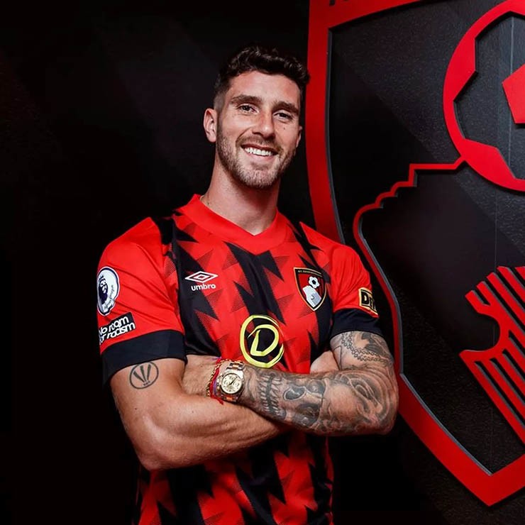 Senesi được các ông lớn La Liga quan tâm