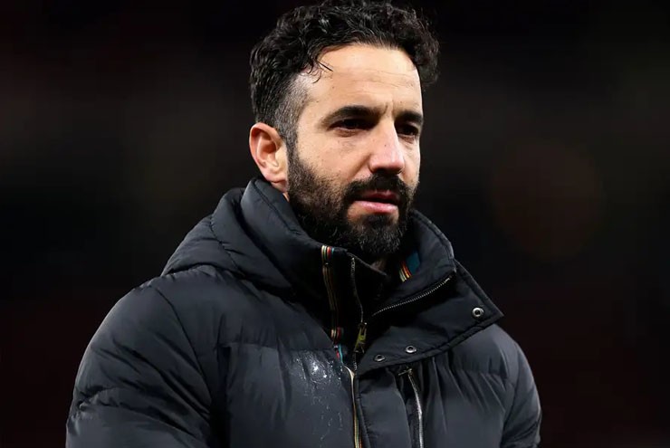 HLV Amorim sẵn sàng cùng MU thi đấu giao hữu vào đầu năm 2026