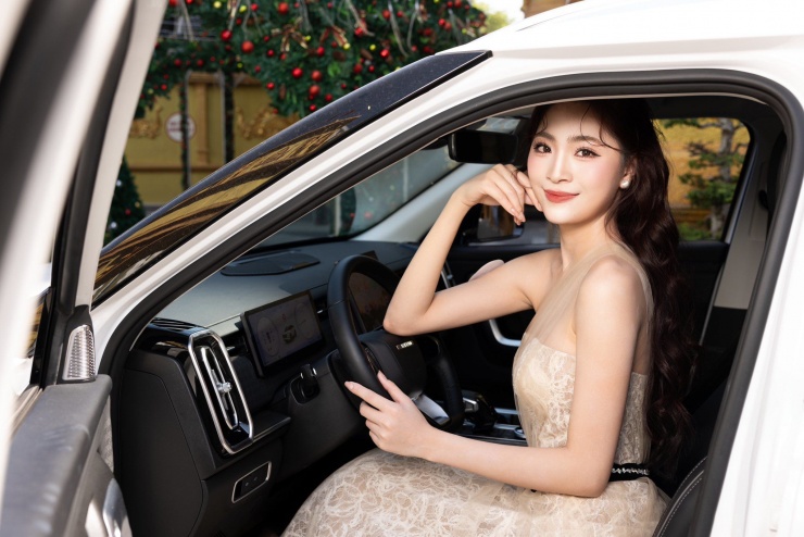 Hiện tại, top 50 Miss World Vietnam 2025 đã bước qua phần thi phụ Người đẹp Thời trang. Sắp tới, các thí sinh tiếp tục với các phần thi Người đẹp Tài năng, Người đẹp Bản lĩnh, Người đẹp Biển… Người chiến thắng Miss World Vietnam 2025 sẽ kế nhiệm Hoa hậu Ý Nhi, đồng thời trở thành đại diện Việt Nam tham dự Miss World lần 74.