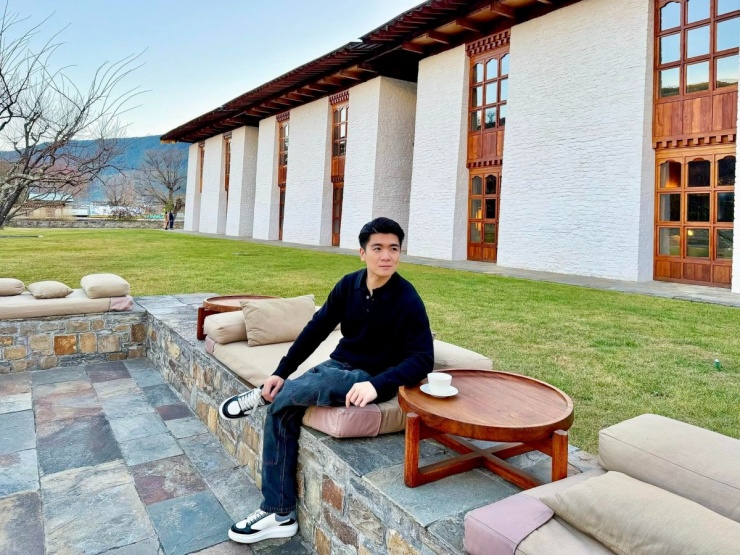 Đỗ Quang Vinh lần đầu hành hương tới 'Hang Hổ' Bhutan - 4