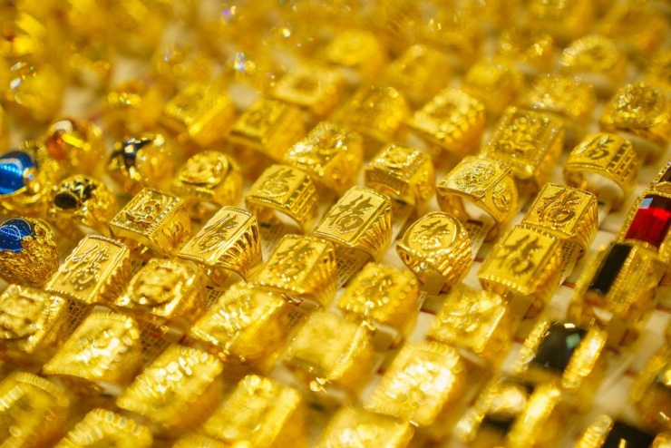 Vàng giảm sau phiên tăng kỷ lục: Khoảng lặng hay rủi ro 'bỏng tay'? - 1