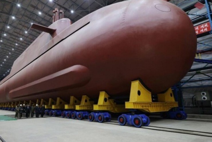 Vũ khí "khủng" của Triều Tiên lộ diện