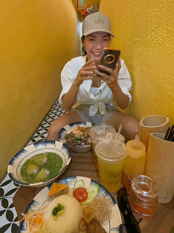 Ngọc Quyên sống tiết kiệm ở Mỹ - 9