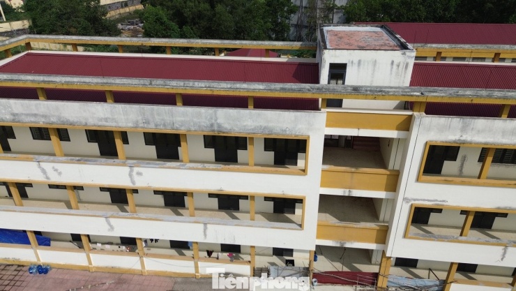 Xót xa hai ngôi trường khang trang bỏ hoang nhiều năm ở Hà Nội - 6