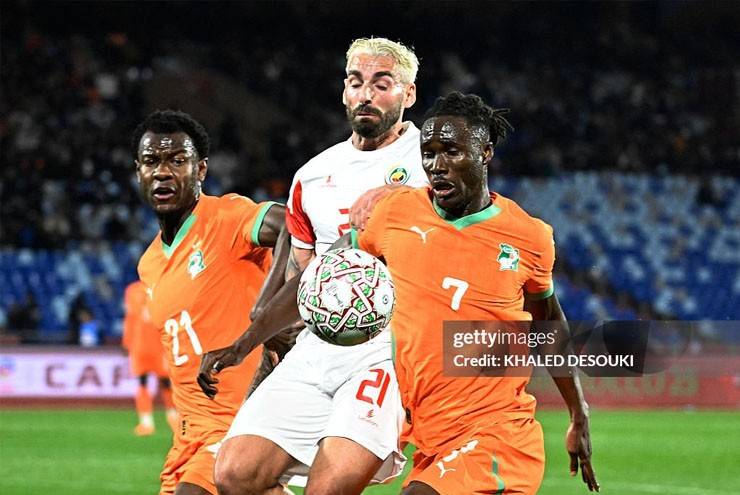 Video bóng đá Bờ Biển Ngà - Mozambique: Amad Diallo định đoạt (CAN Cup)