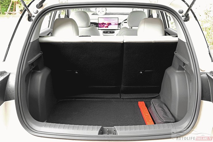 Ô tô điện bán chạy nhất Trung Quốc sắp về Việt Nam cạnh tranh VinFast VF 6 - 11