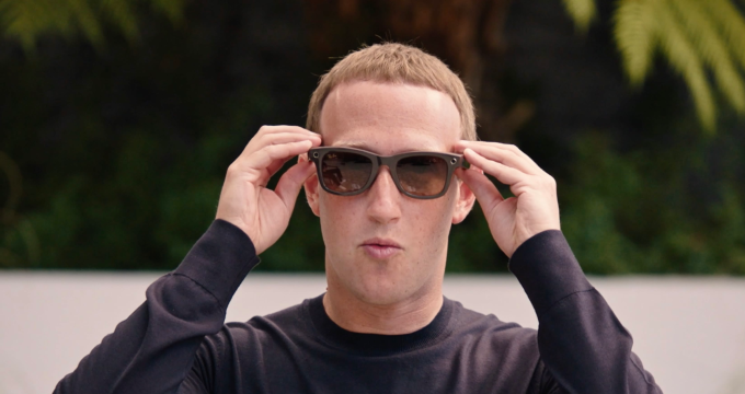 Mark Zuckerberg đeo kính Meta Ray-ban. Ảnh: Instagram/zuck