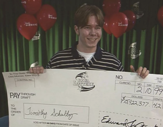 Timothy Schultz trúng số vào năm 1999. Ảnh: BI