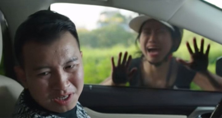 Trước "Cách em một milimet", Thái Hòa góp mặt trong dự án nổi tiếng "Đi giữa trời rực rỡ" vào năm 2024 với một vai khách mời.