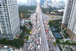 Hà Nội: Thí điểm hạn chế xe tải, container lên Vành đai 3 trên cao, những khung giờ cần tránh, lái xe đi đường nào?