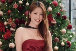 Mỹ nhân Việt mặc hở khoe body khi đi chơi Noel