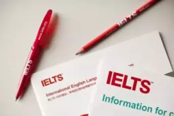 Hơn 63.000 bài thi IELTS bị điều chỉnh điểm vì sự cố kỹ thuật