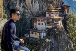 Đỗ Quang Vinh lần đầu hành hương tới 'Hang Hổ' Bhutan