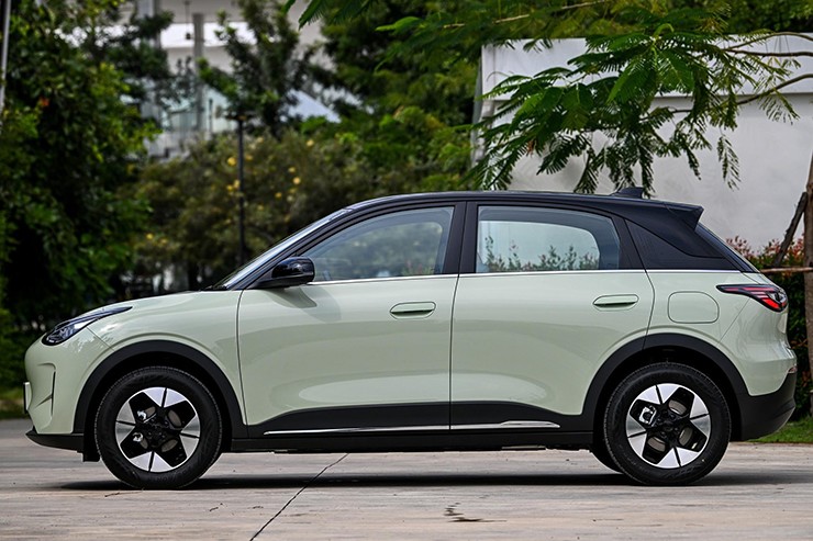 Ô tô điện bán chạy nhất Trung Quốc sắp về Việt Nam cạnh tranh VinFast VF 6 - 4